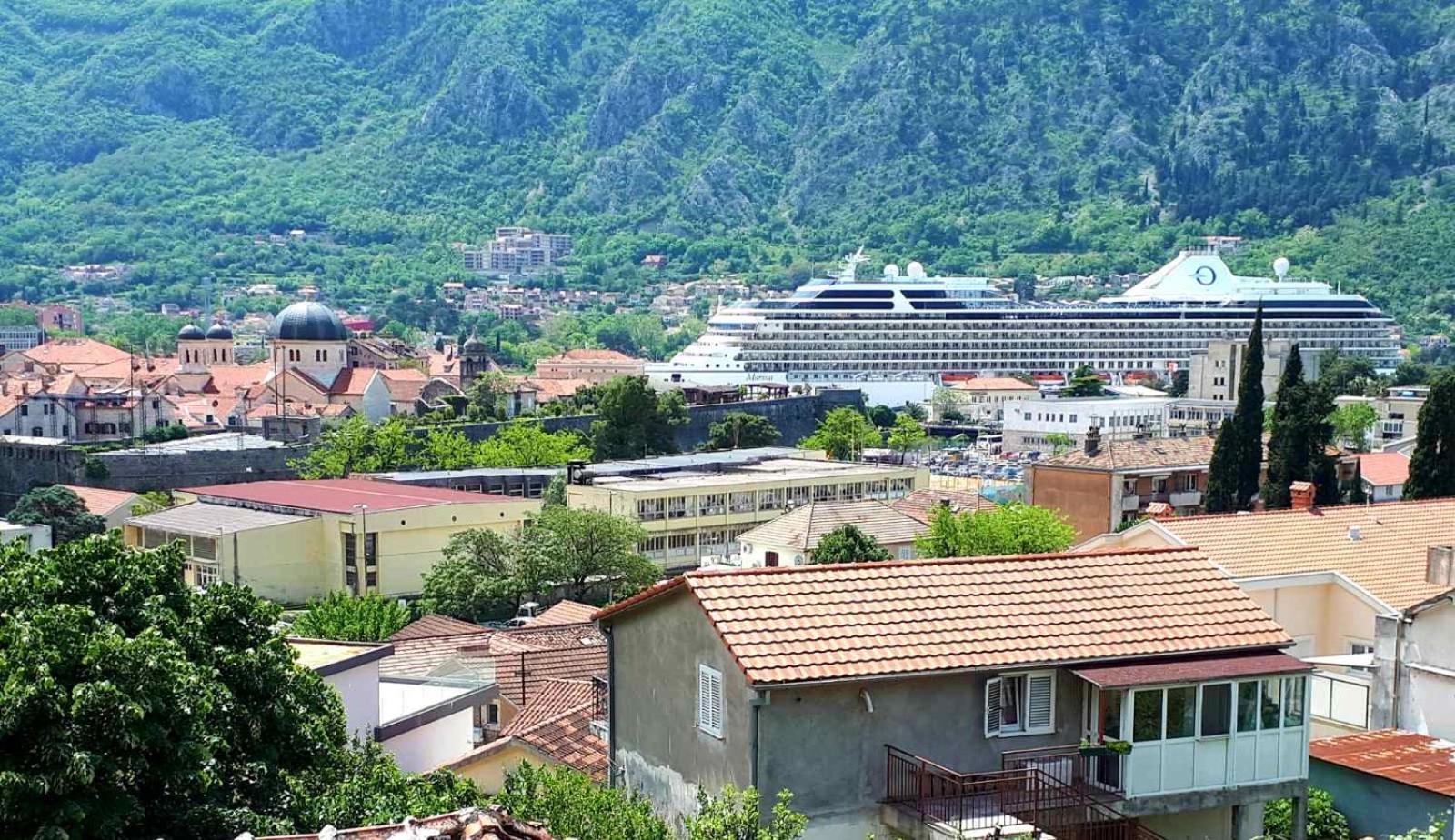 Red House Apartment Kotor Exteriér fotografie